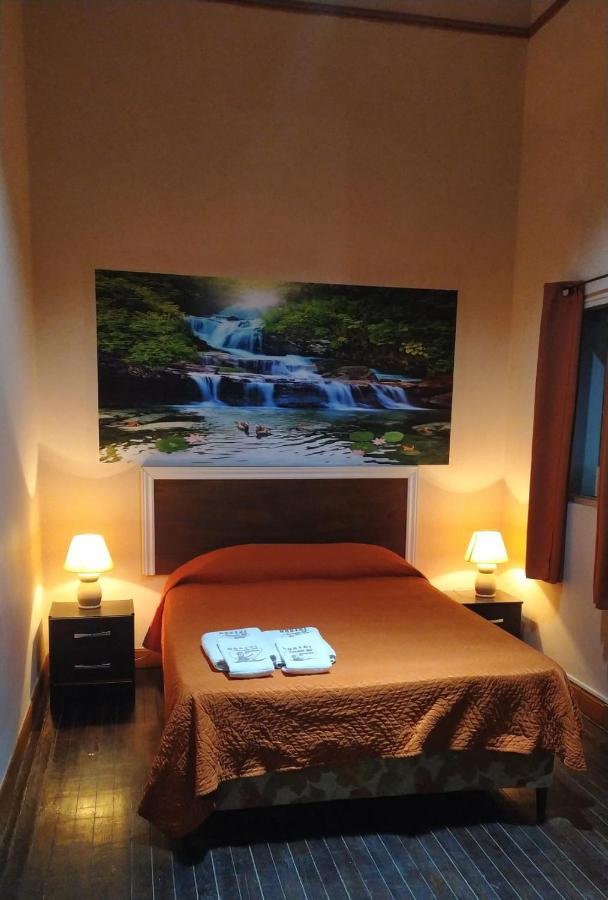 Posada Del Gaucho Hostel Монтевидео Екстериор снимка