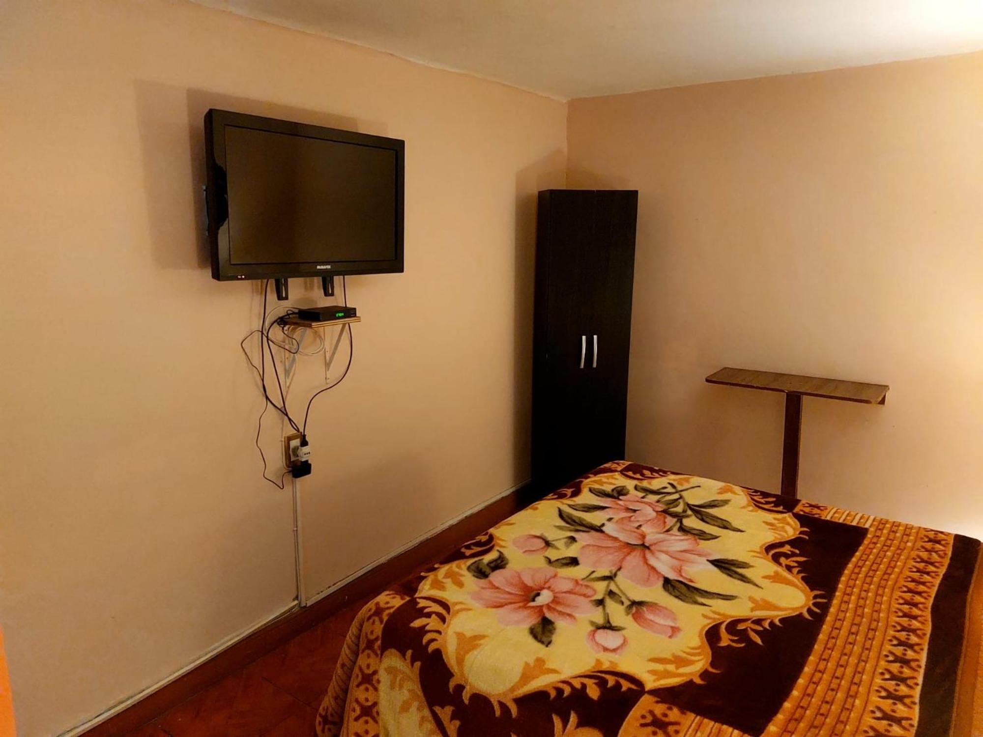 Posada Del Gaucho Hostel Монтевидео Екстериор снимка